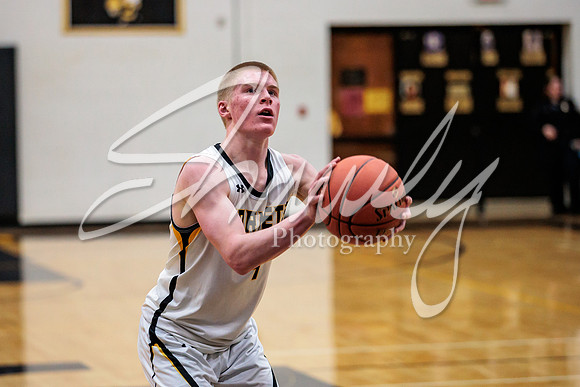 2022.02.08 FHS Basketball Vs. Marshall02964