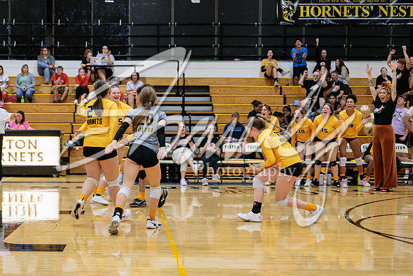 2022.09.19 FHS Volleyball Vs. Mexico3909