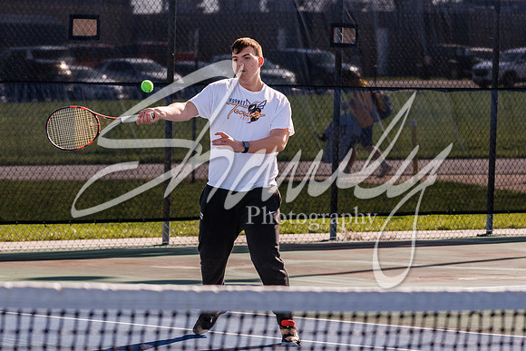 2022.04.14 FHS Boys Tennis Vs. Marshall0750