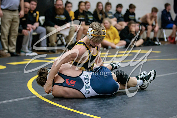2022.01.25 FHS Wrestling Quad04087