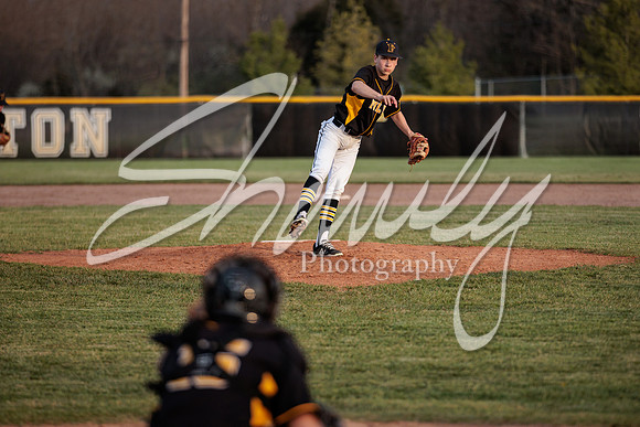 2022.04.12 FHS Baseball Vs. Moberly2208