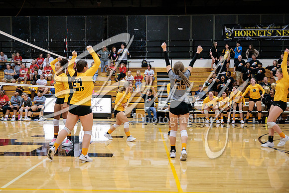 2022.09.19 FHS Volleyball Vs. Mexico4198