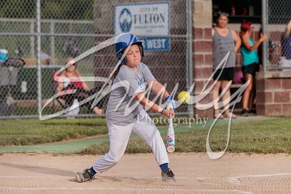 2022.06.15 Fulton Parks & Rec Softball1044