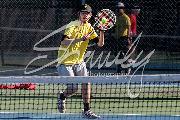2022.04.18 FHS Boys Tennis Vs. Moberly0933