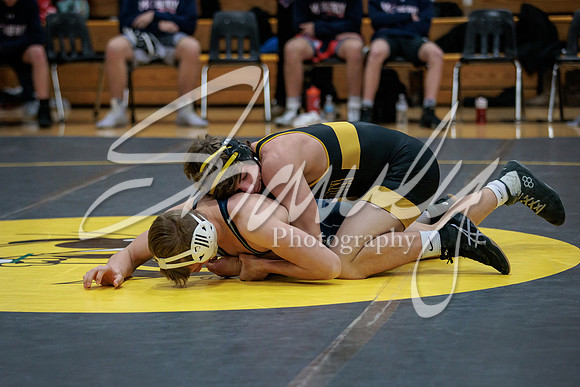 2022.01.25 FHS Wrestling Quad03831