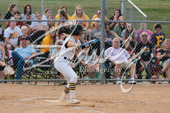 2022.09.15 FHS Softball Vs. Mexico0911