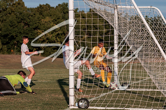 2022.09.27 FHS Soccer Vs. Moberly2108