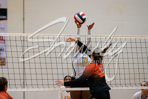 2022.09.13 FHS Volleyball Vs. Kirksville0643