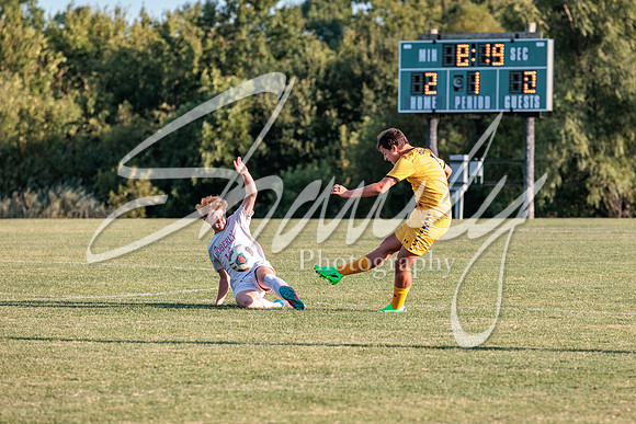 2022.09.27 FHS Soccer Vs. Moberly1525
