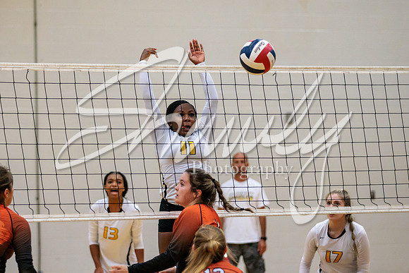 2022.09.13 FHS Volleyball Vs. Kirksville0646