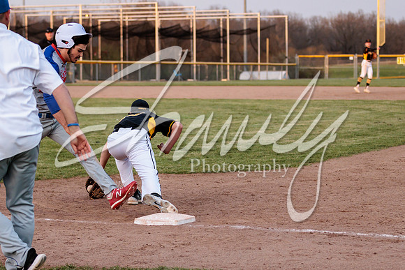2022.04.12 FHS Baseball Vs. Moberly2916