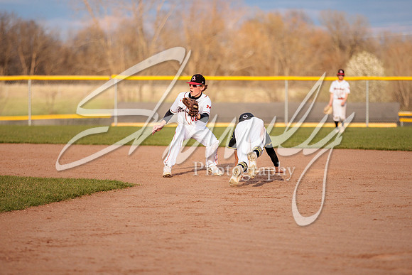 2022.04.05 FHS Baseball Vs. Marshall2391