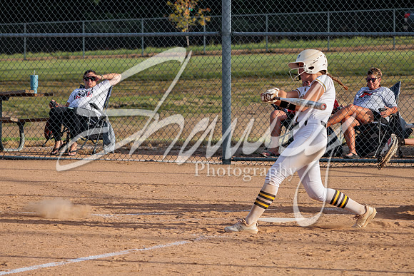 2022.09.01 FHS Softball Vs. Marshall1079