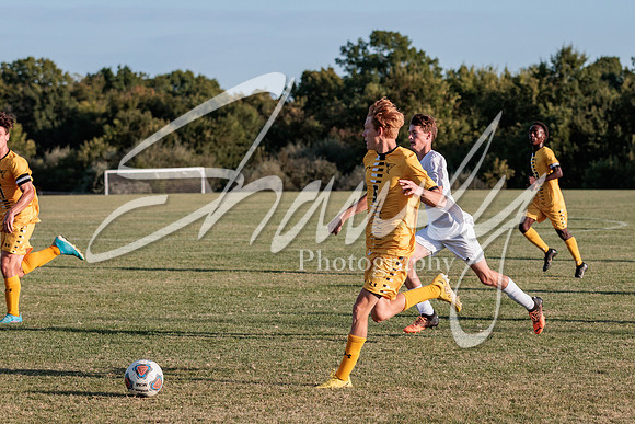 2022.09.27 FHS Soccer Vs. Moberly1484