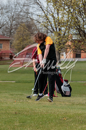 2022.04.19 FHS Boys Golf0143