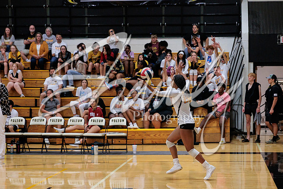 2022.09.13 FHS Volleyball Vs. Kirksville0004