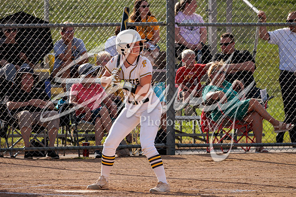 2022.09.01 FHS Softball Vs. Marshall0282