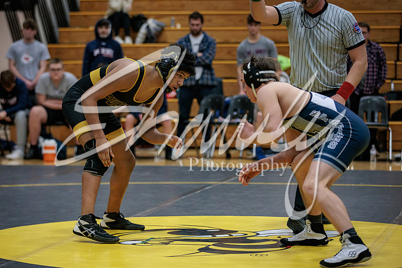 2022.01.25 FHS Wrestling Quad04265