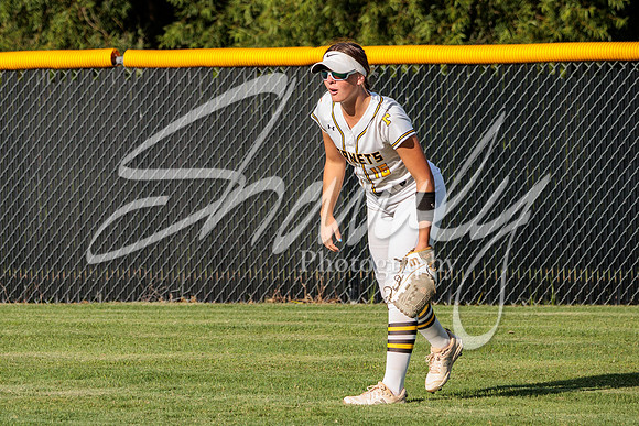 2022.09.01 FHS Softball Vs. Marshall0462