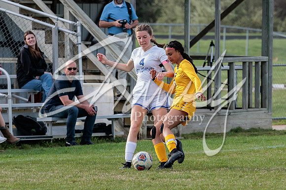 2022.04.12 FHS Girls Soccer Vs. Moberly0200
