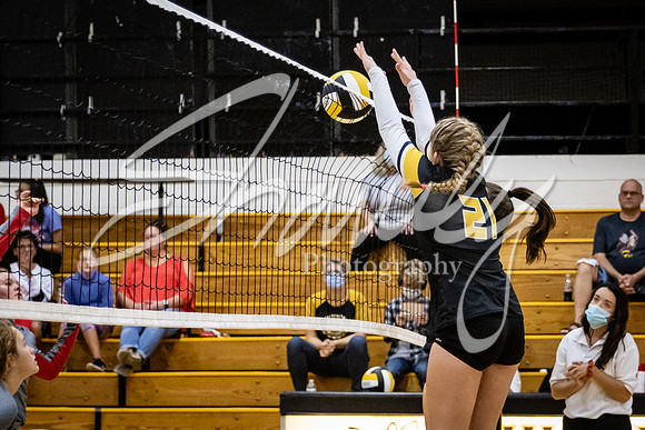 2020.09.22 FHS Volleyball Vs. Mexico_00989