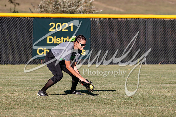 2022.09.26 FHS Softball Vs. N. Callaway0882