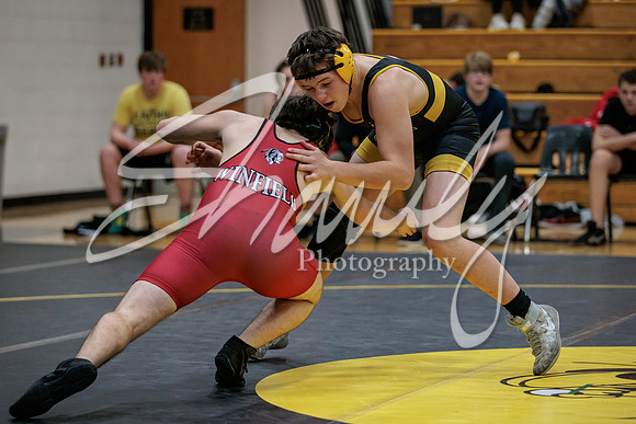 2022.01.25 FHS Wrestling Quad02680