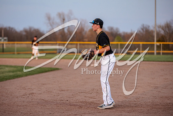 2022.04.12 FHS Baseball Vs. Moberly2810