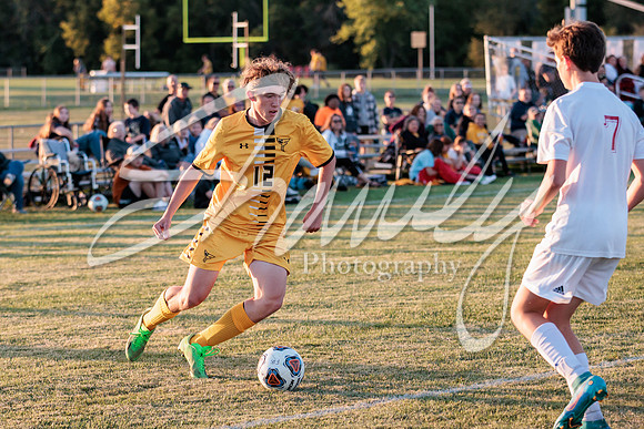 2022.09.27 FHS Soccer Vs. Moberly3109