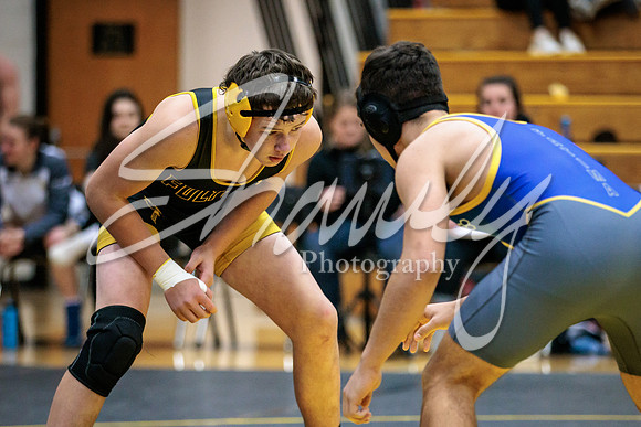2022.01.25 FHS Wrestling Quad01104