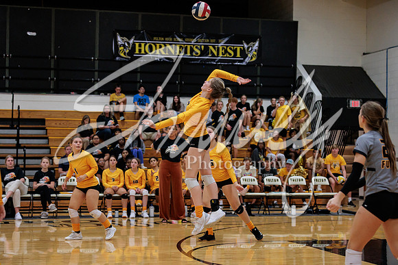 2022.09.19 FHS Volleyball Vs. Mexico0912