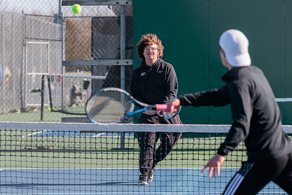2022.04.18 FHS Boys Tennis Vs. Moberly0965