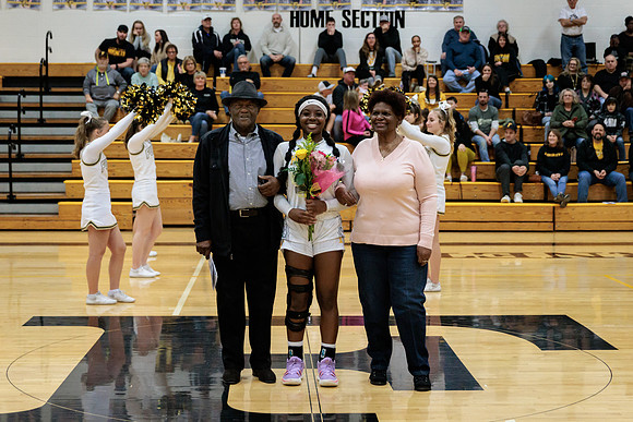 2022.02.21 FHS Basketballl Vs. Hannibal0179