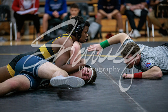 2022.01.25 FHS Wrestling Quad04592