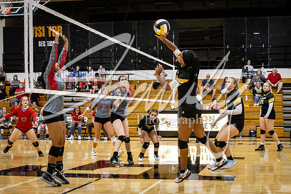 2020.09.22 FHS Volleyball Vs. Mexico_01409