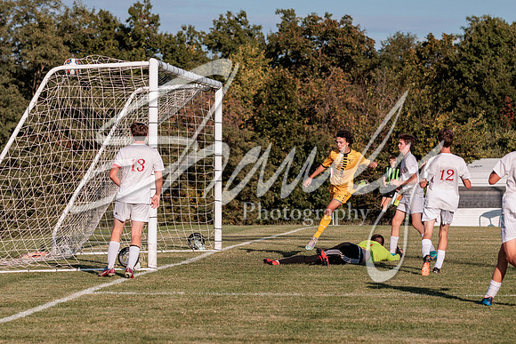 2022.09.27 FHS Soccer Vs. Moberly1049