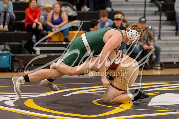 2024.12.04 FHS Wrestling Tri-82