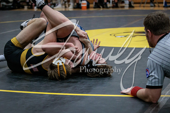 2022.01.25 FHS Wrestling Quad04128