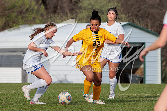 2022.04.12 FHS Girls Soccer Vs. Moberly0250