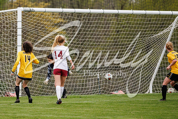2022.05.03 FHS Girls Soccer Vs. Osage1390