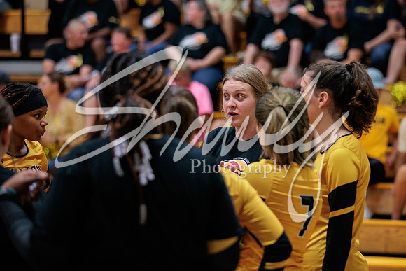 2022.09.19 FHS Volleyball Vs. Mexico0408