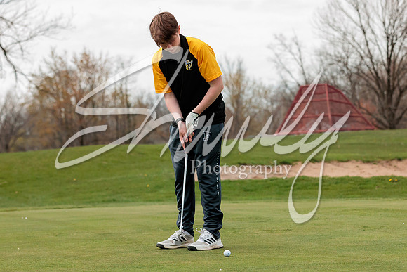 2022.04.19 FHS Boys Golf0482