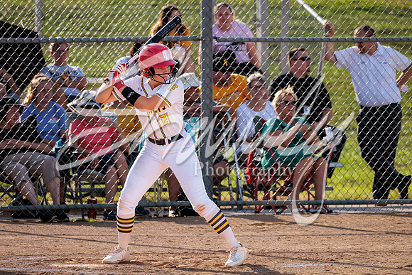 2022.09.01 FHS Softball Vs. Marshall0592
