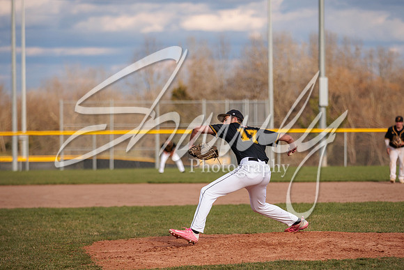2022.04.05 FHS Baseball Vs. Marshall1952