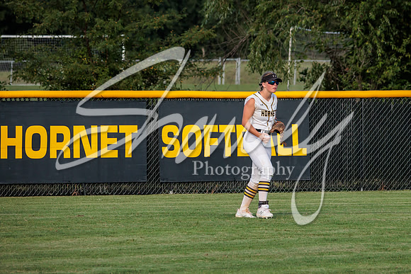 2022.09.01 FHS Softball Vs. Marshall0748