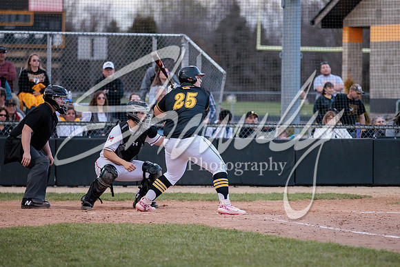 2022.04.05 FHS Baseball Vs. Marshall2549