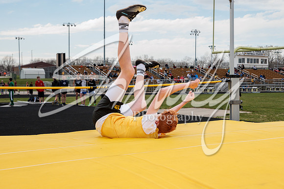 2022.04.11 FMS Track & Field Invitational0105
