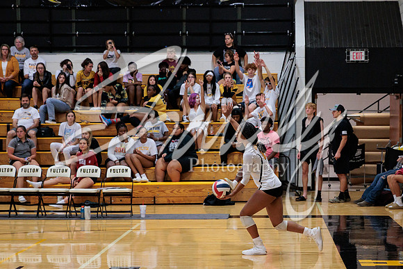 2022.09.13 FHS Volleyball Vs. Kirksville0001