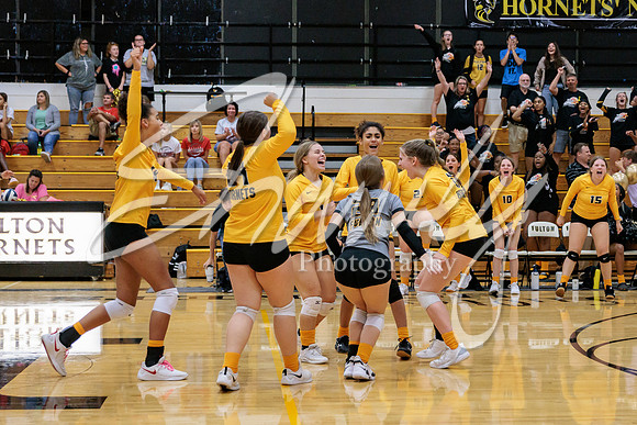 2022.09.19 FHS Volleyball Vs. Mexico4213