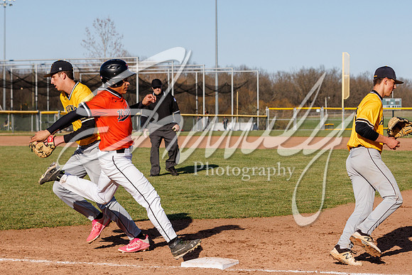 2022.04.14 FHS Baseball Vs. Kirksville0963